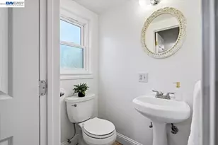 17888 Mayflower Dr, Castro Valley, CA 94546 - Photo 37
