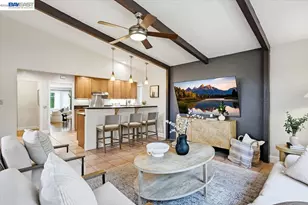 17888 Mayflower Dr, Castro Valley, CA 94546 - Photo 17