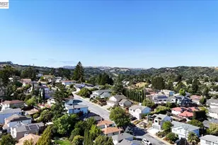 17888 Mayflower Dr, Castro Valley, CA 94546 - Photo 59