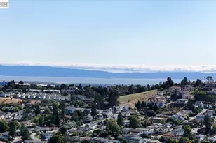 17888 Mayflower Dr, Castro Valley, CA 94546 - Photo 65
