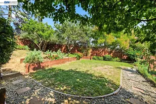 17888 Mayflower Dr, Castro Valley, CA 94546 - Photo 45