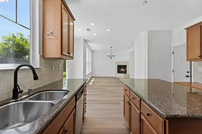60 Narcissus Ct, Oakley, CA 94561 - Photo 23
