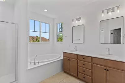 60 Narcissus Ct, Oakley, CA 94561 - Photo 31