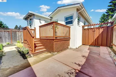 4241 Suter St, Oakland, CA 94619 - Photo 33