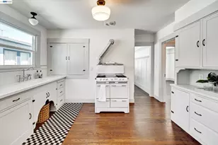 4241 Suter St, Oakland, CA 94619 - Photo 25