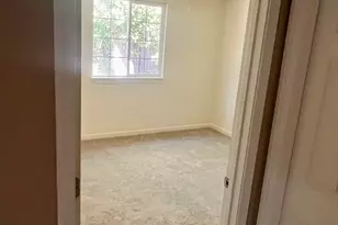 208 Circuit Dr, Roseville, CA 95678 - Photo 21
