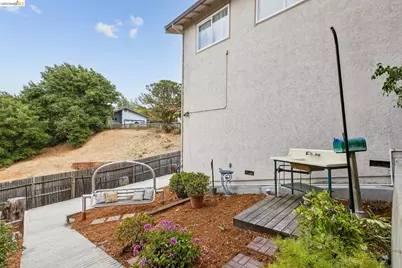 1131 Mitchell Way, El Sobrante, CA 94803 - Photo 69