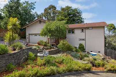 1131 Mitchell Way, El Sobrante, CA 94803 - Photo 3