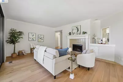 3324 Ptarmigan Dr #1A, Walnut Creek, CA 94595 - Photo 3
