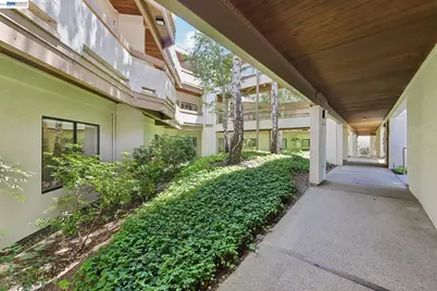 3324 Ptarmigan Dr #1A, Walnut Creek, CA 94595 - Photo 37