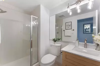 6363 Christie Ave #326, Emeryville, CA 94608 - Photo 23