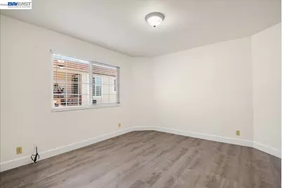 21585 Montgomery St, Hayward, CA 94541 - Photo 13