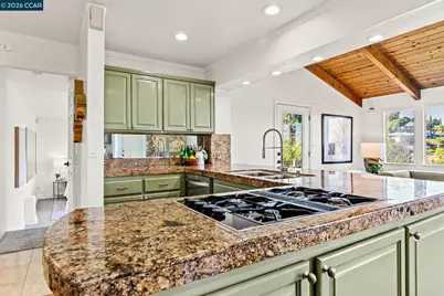 18832 Cindy Way, Castro Valley, CA 94546 - Photo 17