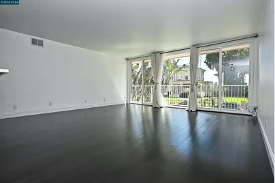 1425 Lakeside Drive #101, Oakland, CA 94612 - Photo 7
