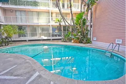 1425 Lakeside Drive #101, Oakland, CA 94612 - Photo 31
