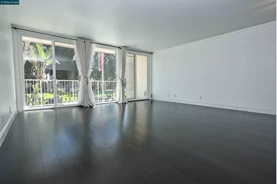 1425 Lakeside Drive #101, Oakland, CA 94612 - Photo 9