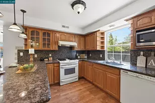 1711 Willow St, Alameda, CA 94501 - Photo 13