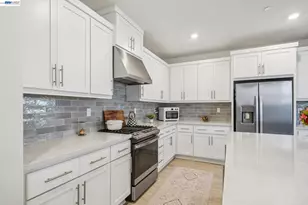 37231 Sand Bar Pl, Newark, CA 94560 - Photo 9