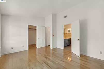 260 Estabrook St, San Leandro, CA 94577 - Photo 27