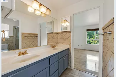 260 Estabrook St, San Leandro, CA 94577 - Photo 29