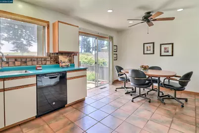 6830 Del Monte Ave, Richmond, CA 94805 - Photo 17
