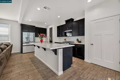 1119 Hiramatsu Ln, Winters, CA 95694 - Photo 13