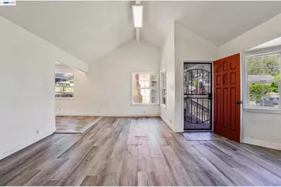 3932 Altamont Ave, Oakland, CA 94605 - Photo 5