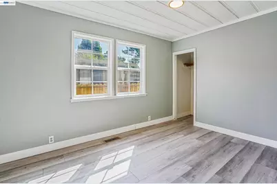 3932 Altamont Ave, Oakland, CA 94605 - Photo 17