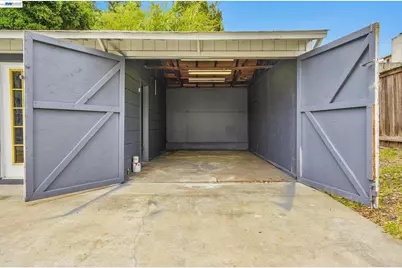 3932 Altamont Ave, Oakland, CA 94605 - Photo 29