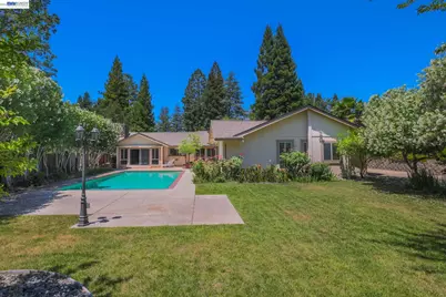 2112 Red Oak Place, Danville, CA 94506 - Photo 27