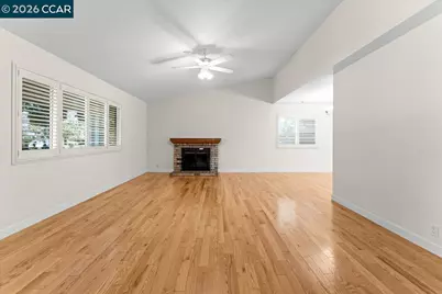 472 Cordoba Ln, Vacaville, CA 95688 - Photo 9