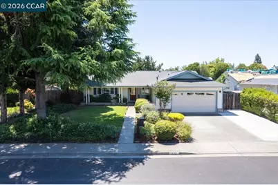472 Cordoba Ln, Vacaville, CA 95688 - Photo 3