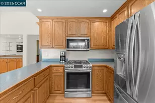 472 Cordoba Ln, Vacaville, CA 95688 - Photo 5