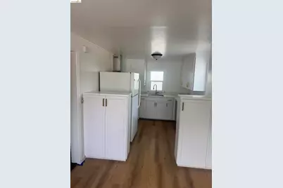 1613 Kains, Berkeley, CA 94702 - Photo 3