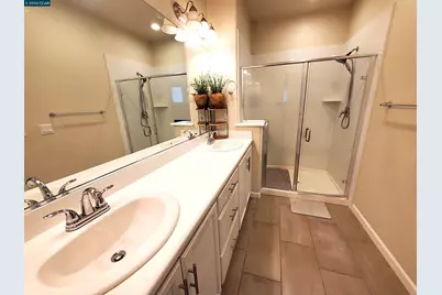 3821 Lookout Dr, Modesto, CA 95355 - Photo 19