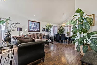 4137 Amargosa Dr, Antioch, CA 94531 - Photo 5