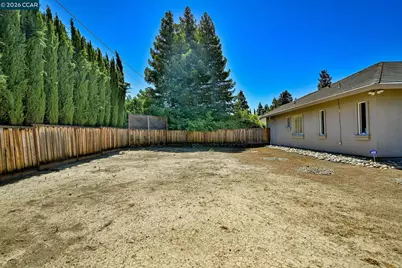 1895 Renee Way, Concord, CA 94521 - Photo 45