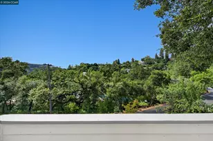 112 Camino Sobrante, Orinda, CA 94563 - Photo 25