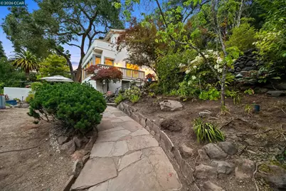112 Camino Sobrante, Orinda, CA 94563 - Photo 3
