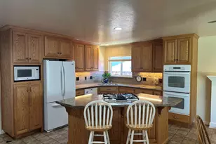 1707 Bishop Dr, Concord, CA 94521 - Photo 5