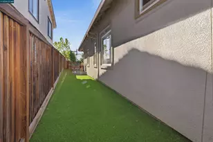 206 Chaparral Dr, Brentwood, CA 94513 - Photo 23