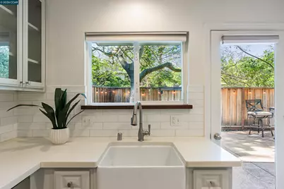 90 Laurel Dr, Danville, CA 94526 - Photo 5