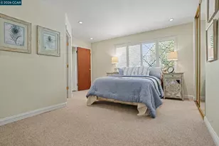 980 Hawthorn Dr, Lafayette, CA 94549 - Photo 17