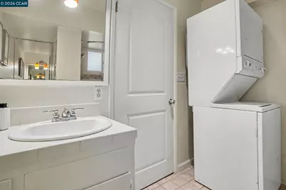 980 Hawthorn Dr.., Lafayette, CA 94549 - Photo 25