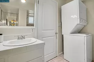 980 Hawthorn Dr, Lafayette, CA 94549 - Photo 25