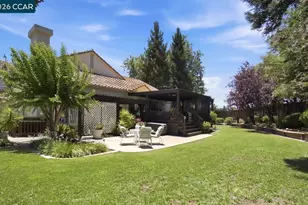 1395 Breakwater Way, Brentwood, CA 94513 - Photo 37