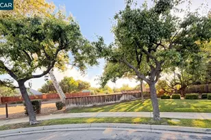 1395 Breakwater Way, Brentwood, CA 94513 - Photo 3