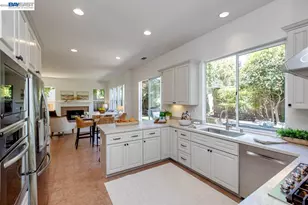367 Creedon Cir, Alameda, CA 94502 - Photo 37