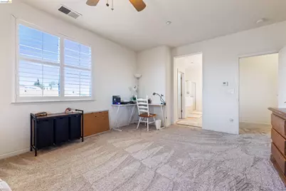 647 Macadamia Ct, Brentwood, CA 94513 - Photo 29