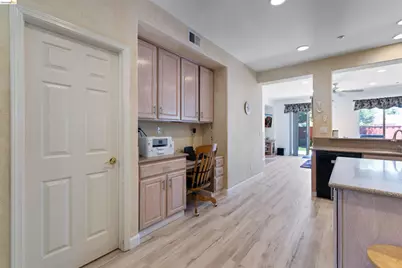 647 Macadamia Ct, Brentwood, CA 94513 - Photo 19